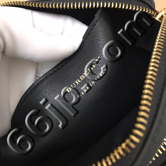 バーバリーバッグ着用イメージ